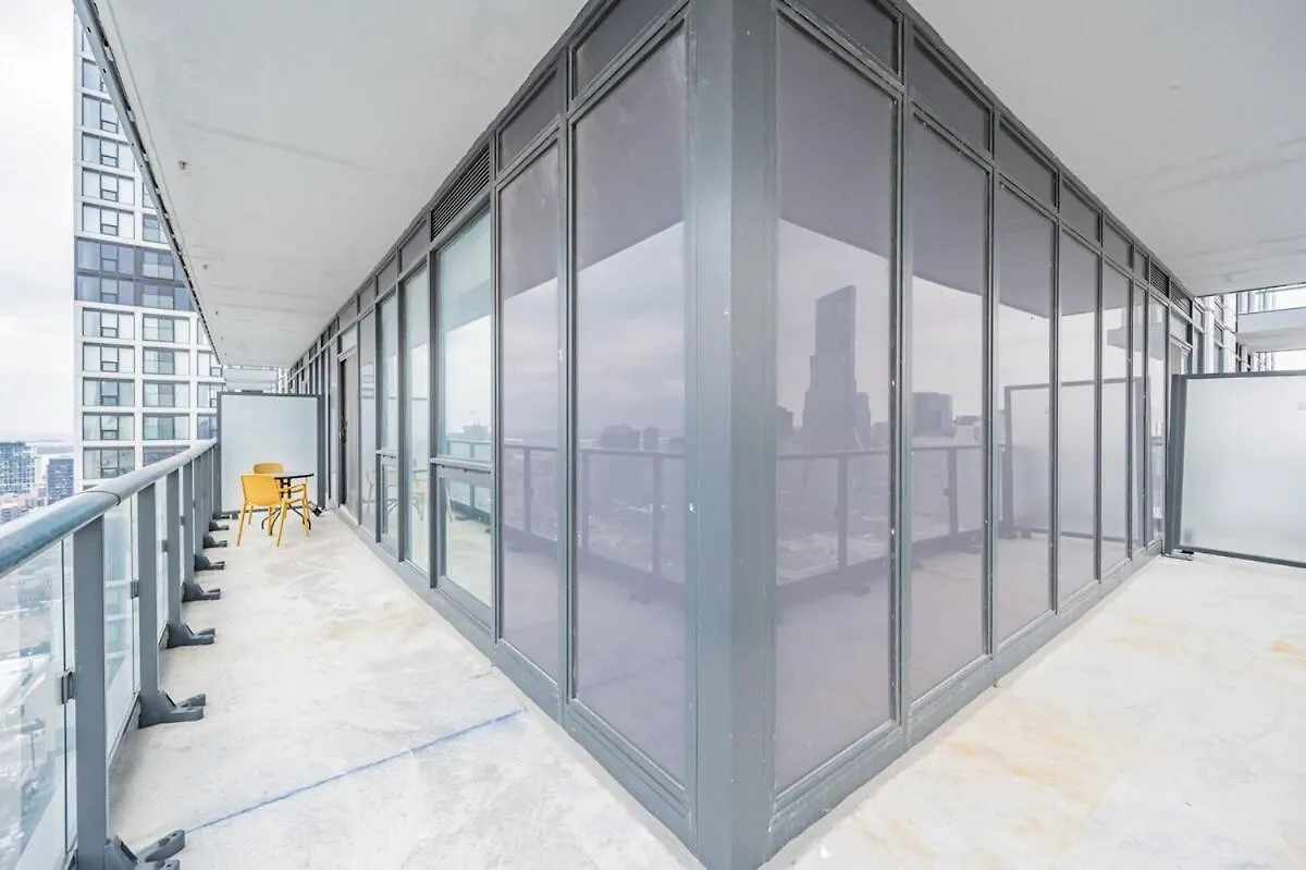 Apartment 2Br Condo Close To Eaton Center Toronto