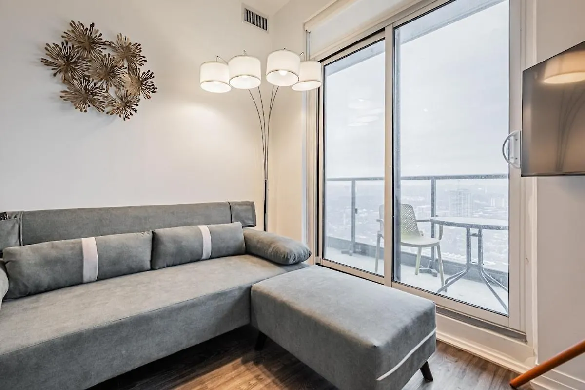 Apartment 2Br Condo Close To Eaton Center Toronto Canada